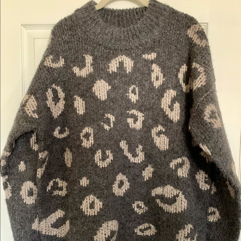 Universal Thread Leopard Mock Neck Tunic Sweater